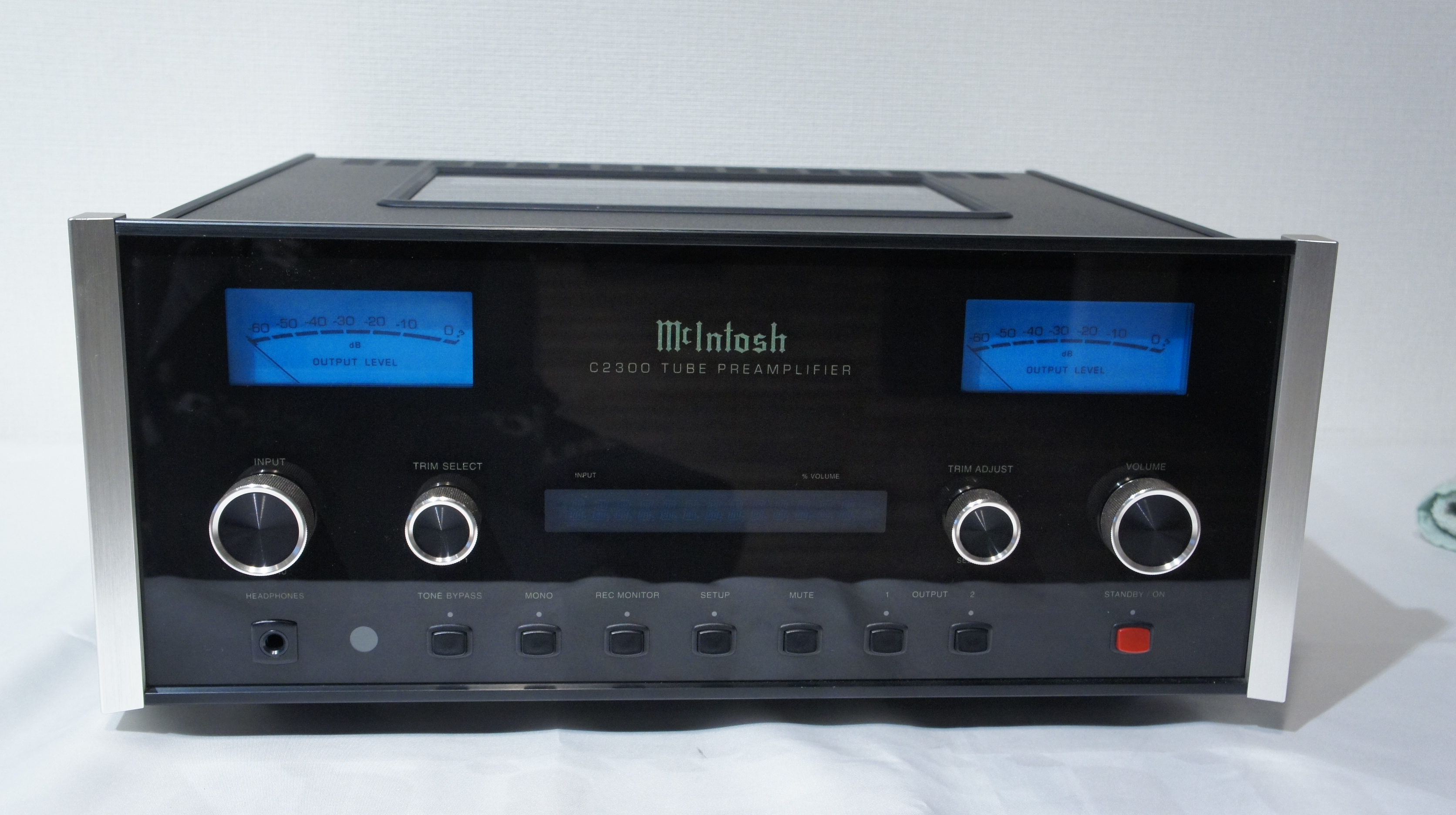 Mcintosh マッキントッシュ C-2300 真空管プリアンプ｜CAVIN